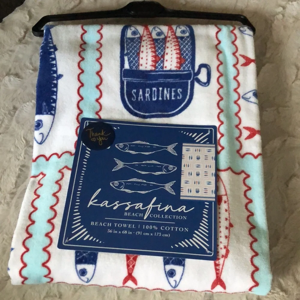 Kassafina Sardine Beach Towel - White, Blue & Red
